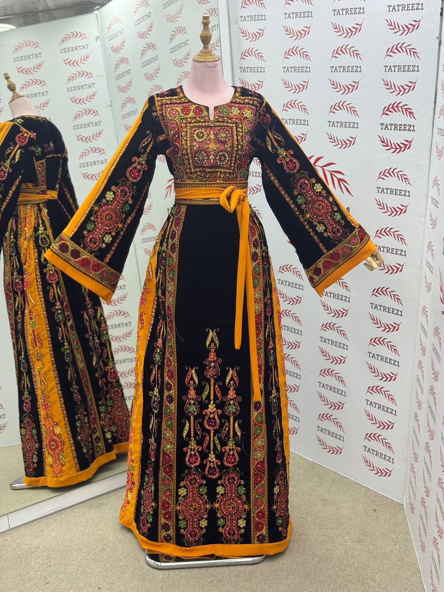 Midnight Velvet Malacca Embroidered Palestinian Fellahi Thobe