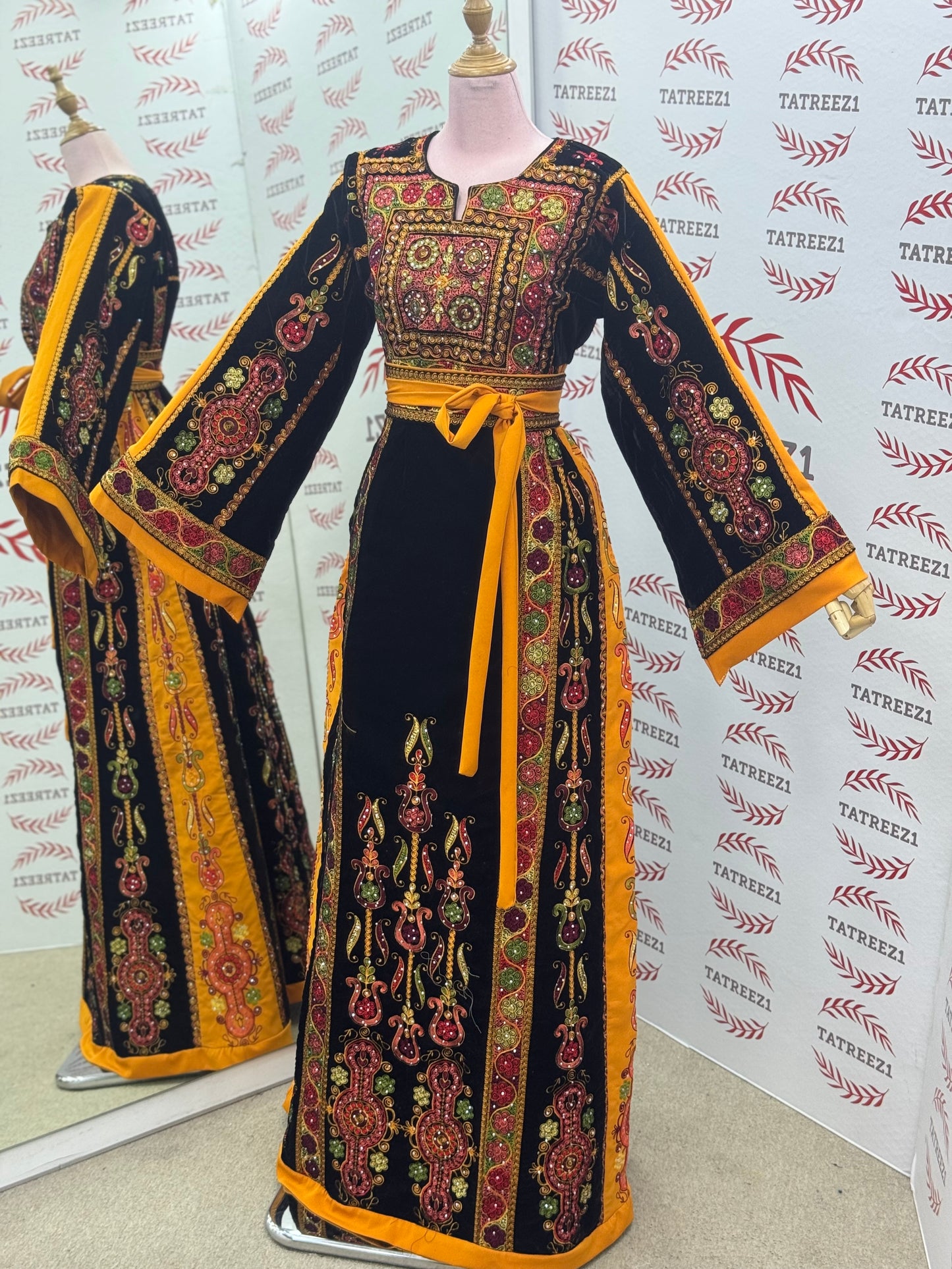 Midnight Velvet Malacca Embroidered Palestinian Fellahi Thobe